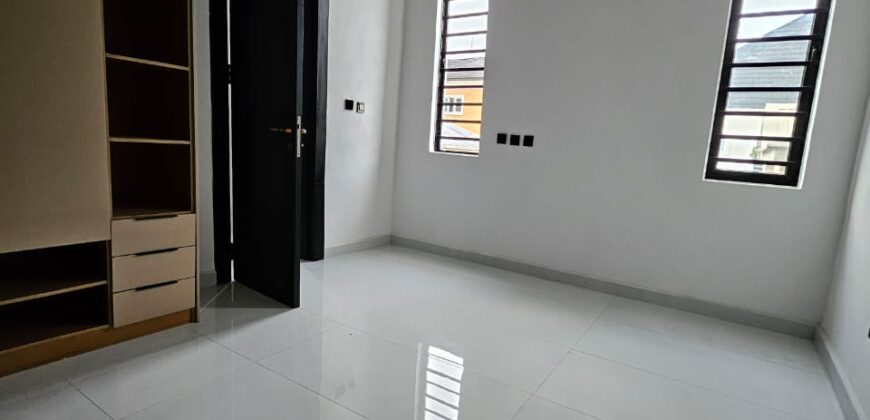 A Five-Bedroom, Fully Detached Duplex