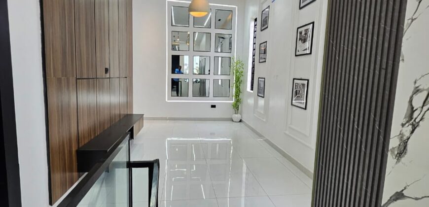 A Five-Bedroom, Fully Detached Duplex