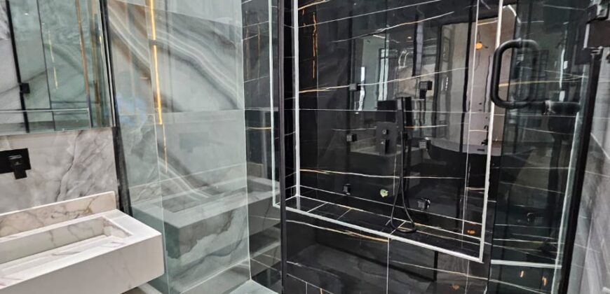 A Five-Bedroom, Fully Detached Duplex