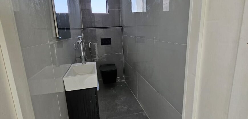 5 BEDROOM FULLY DETACHED DUPLEX NEAR CHEVRON.