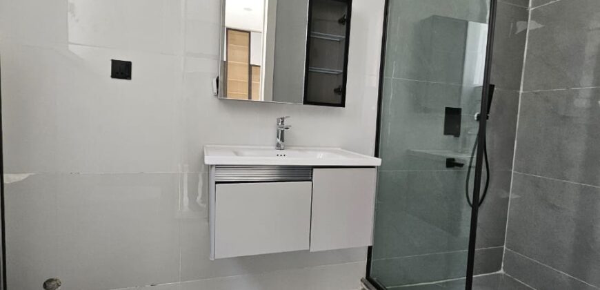 5 BEDROOM FULLY DETACHED DUPLEX NEAR CHEVRON.