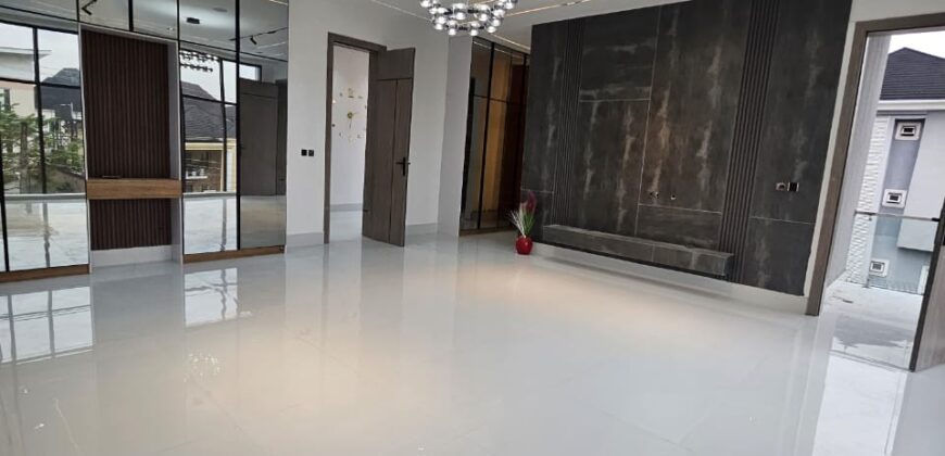 Five-Bedroom Fully Detached Duplex